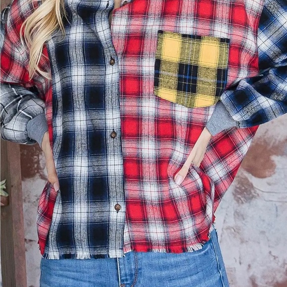 Multi Color Flannel Shirt With Pocket. - Picture 1 of 5